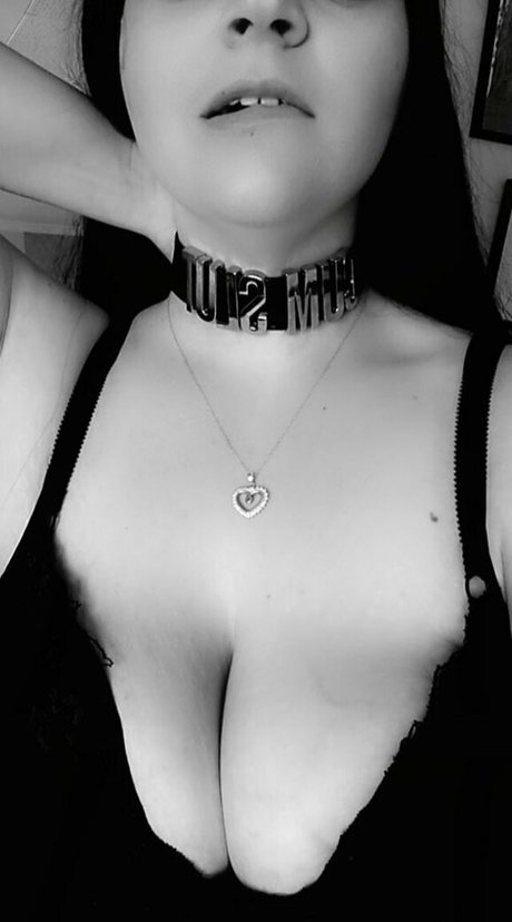 Foto desnuda filtrada de OnlyFans de Delightfulxsin