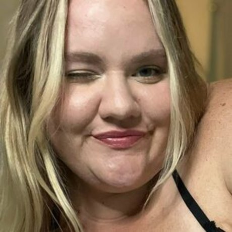 Foto desnuda filtrada de OnlyFans de Fatavapiee