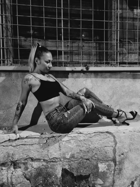 Foto desnuda filtrada de OnlyFans de Andra Bby