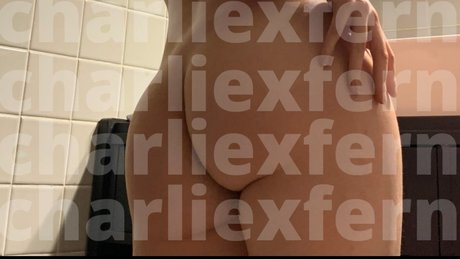 Foto desnuda filtrada de OnlyFans de Charlie Flowers