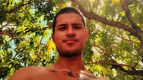 Foto desnuda filtrada de OnlyFans de Leavexxx