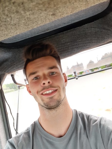 Foto desnuda filtrada de OnlyFans de Michiel