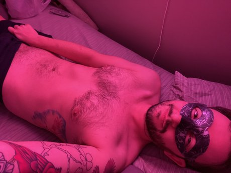 Foto desnuda filtrada de OnlyFans de Michael Hendrix