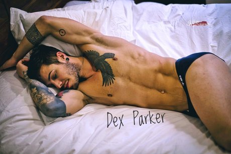 Foto desnuda filtrada de OnlyFans de Dex Parker   Premium