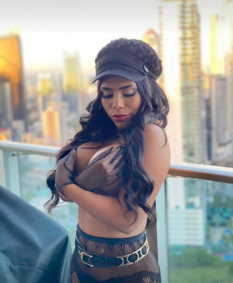 Foto desnuda filtrada de OnlyFans de Honey