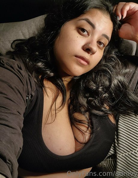 Foto desnuda filtrada de OnlyFans de Adriivy