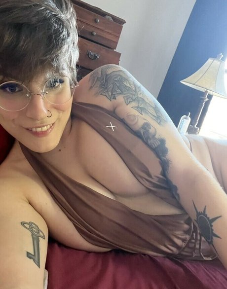 Foto desnuda filtrada de OnlyFans de Bloodberry Tart