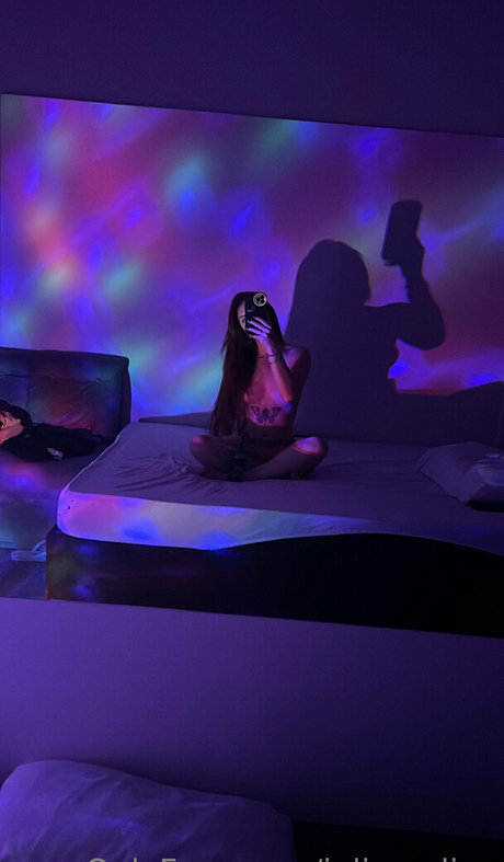 Foto desnuda filtrada de OnlyFans de Julicaroline