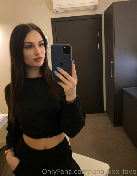 Luna_xxx_love