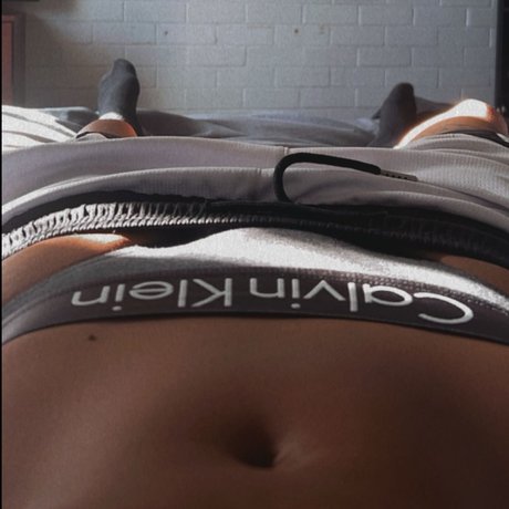 Foto desnuda filtrada de OnlyFans de Emerson