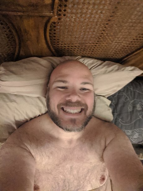 Foto desnuda filtrada de OnlyFans de Bear Bob