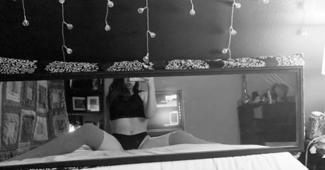 Foto desnuda filtrada de OnlyFans de Emily