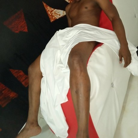 Hot Black Shame  Negro Caliente Vergon