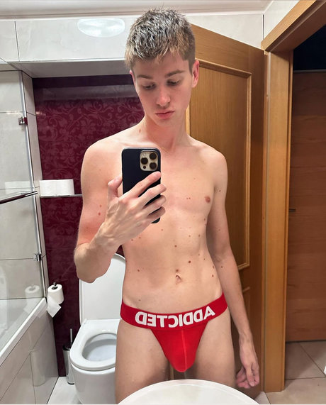 Foto desnuda filtrada de OnlyFans de David Six