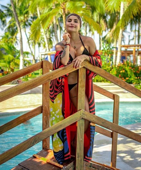 Martina La Peligrosa