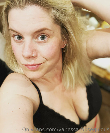 Vanessa_obsequious