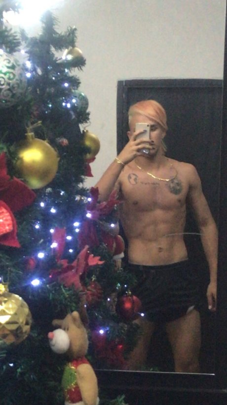 Foto desnuda filtrada de OnlyFans de Adrin Ortiz Jr