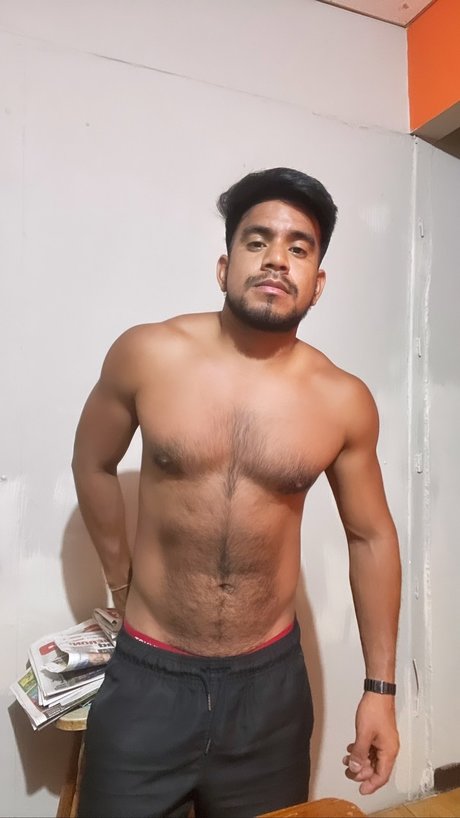 Foto desnuda filtrada de OnlyFans de Albertito