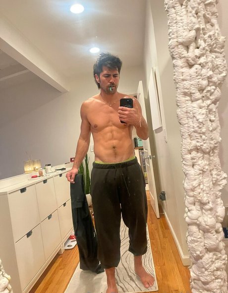 Foto desnuda filtrada de OnlyFans de Toddysmith
