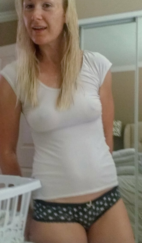 Foto desnuda filtrada de OnlyFans de Americanhousewife