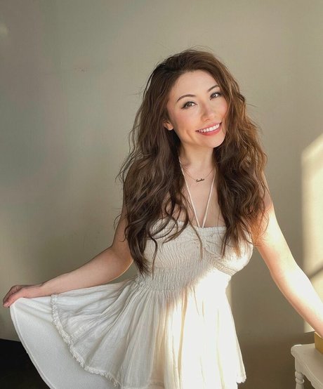 Sasha Emiri Foto desnuda filtrada de OnlyFans de Sasha Emiri #31