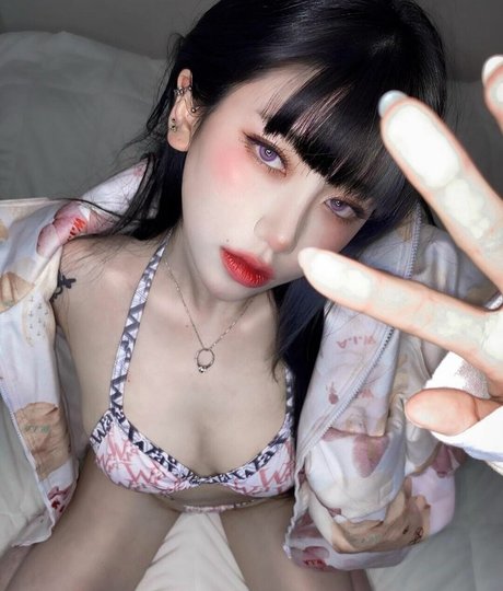 Foto desnuda filtrada de OnlyFans de Naughty Rabbit