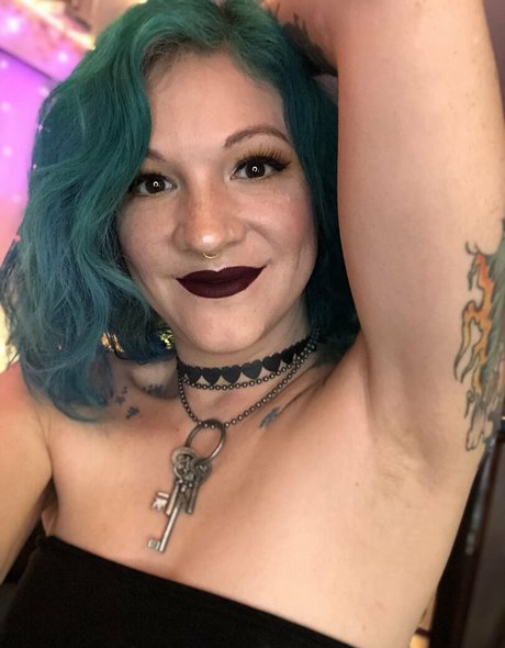 Foto desnuda filtrada de OnlyFans de Anervoussolexo