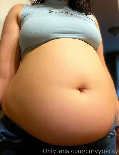 Curvybecky