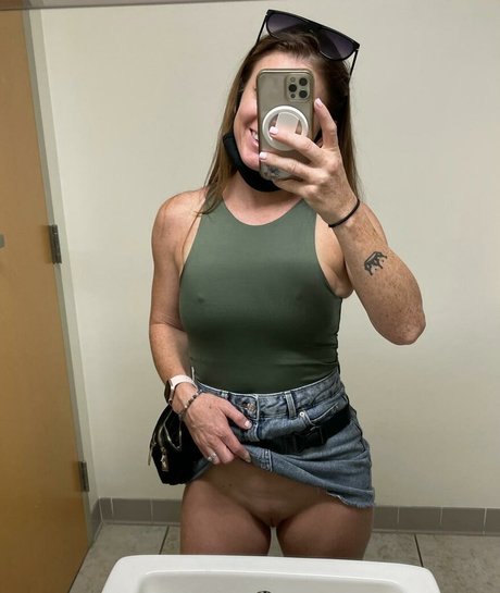 Foto desnuda filtrada de OnlyFans de Champagne Shay