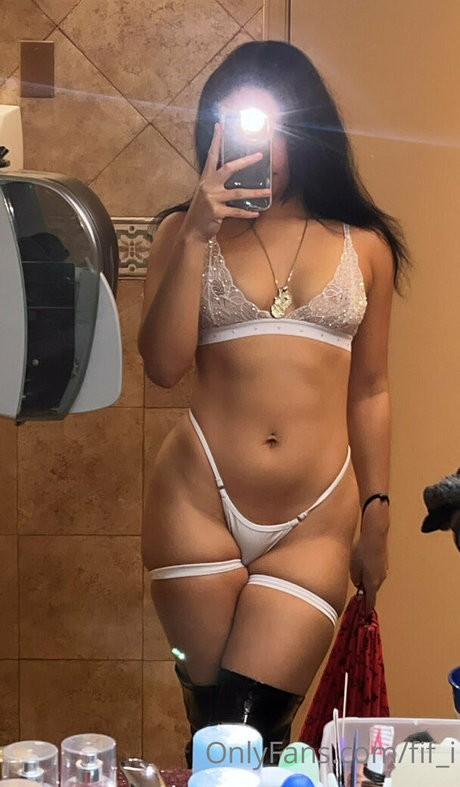 Foto desnuda filtrada de OnlyFans de Fifi