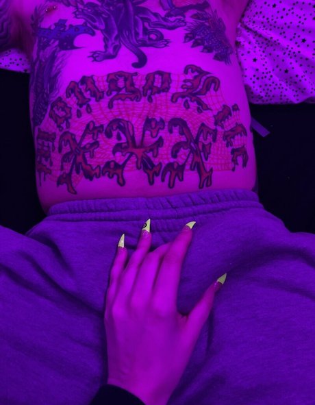 Foto desnuda filtrada de OnlyFans de Swampxslut