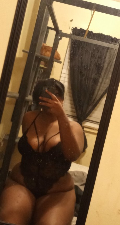 Foto desnuda filtrada de OnlyFans de Blackchyna