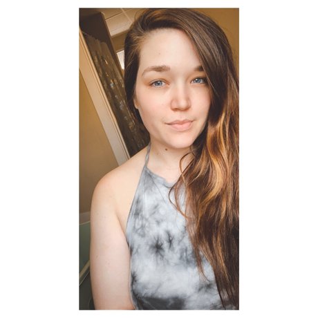 Foto desnuda filtrada de OnlyFans de Sarah