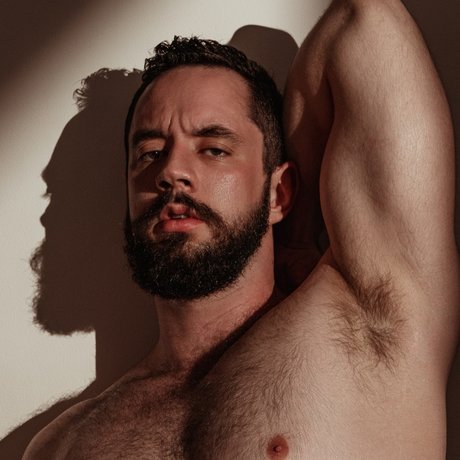 Foto desnuda filtrada de OnlyFans de Sam Brownell