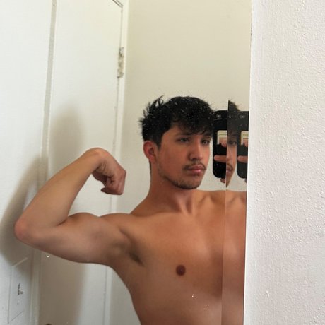 Foto desnuda filtrada de OnlyFans de Sam