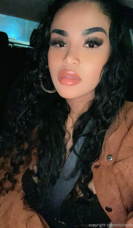 Sheismichaela