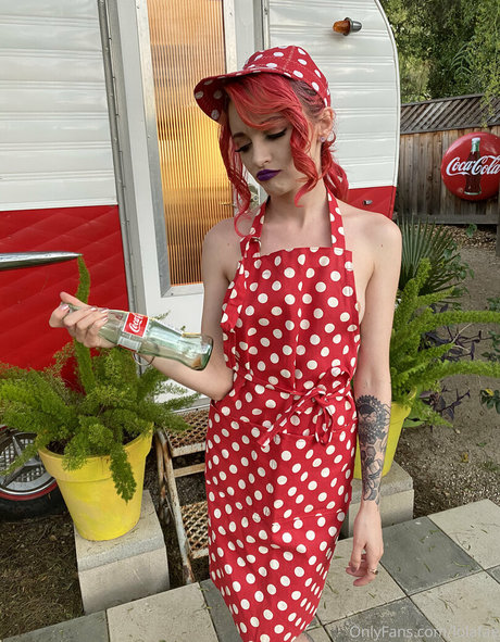 Lola Fae