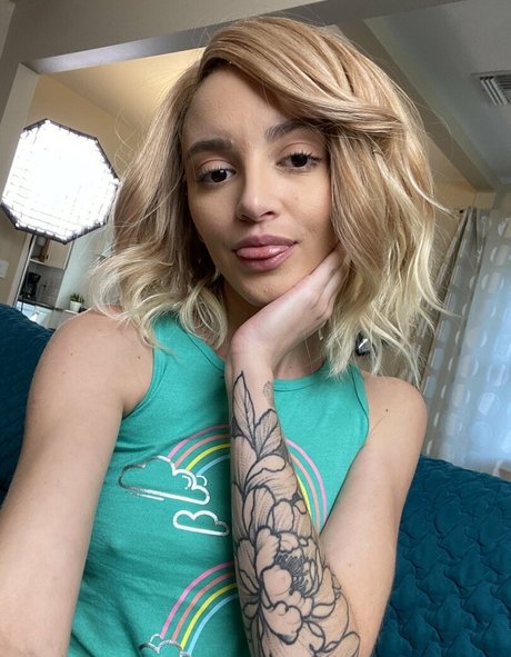 Lola Fae