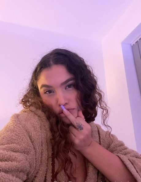 Annietaboo
