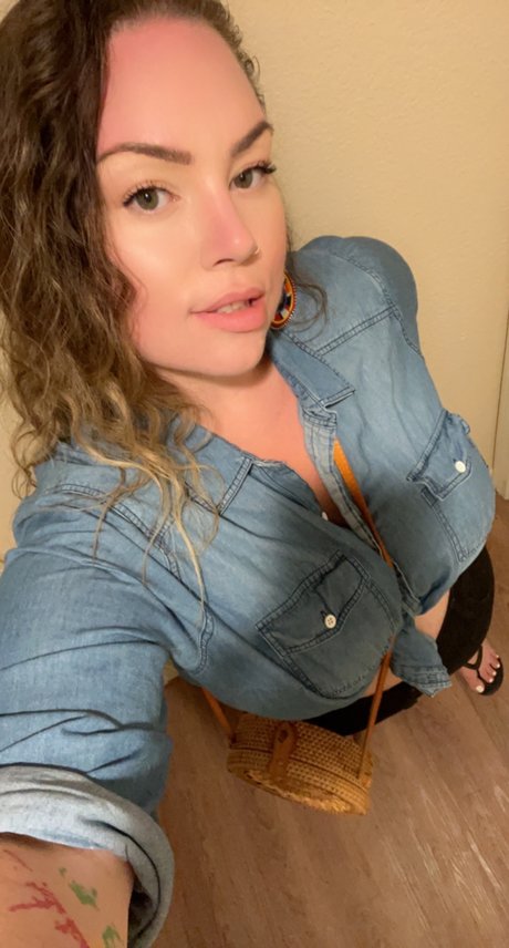 Foto desnuda filtrada de OnlyFans de Sariyah