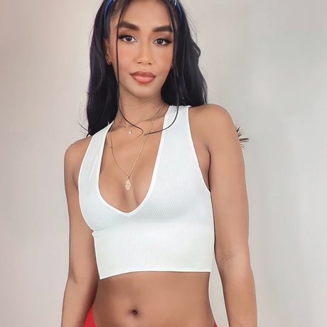 Foto desnuda filtrada de OnlyFans de Goddess Vida Femdom