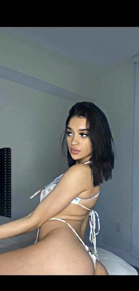 Foto desnuda filtrada de OnlyFans de Lilbabyalison