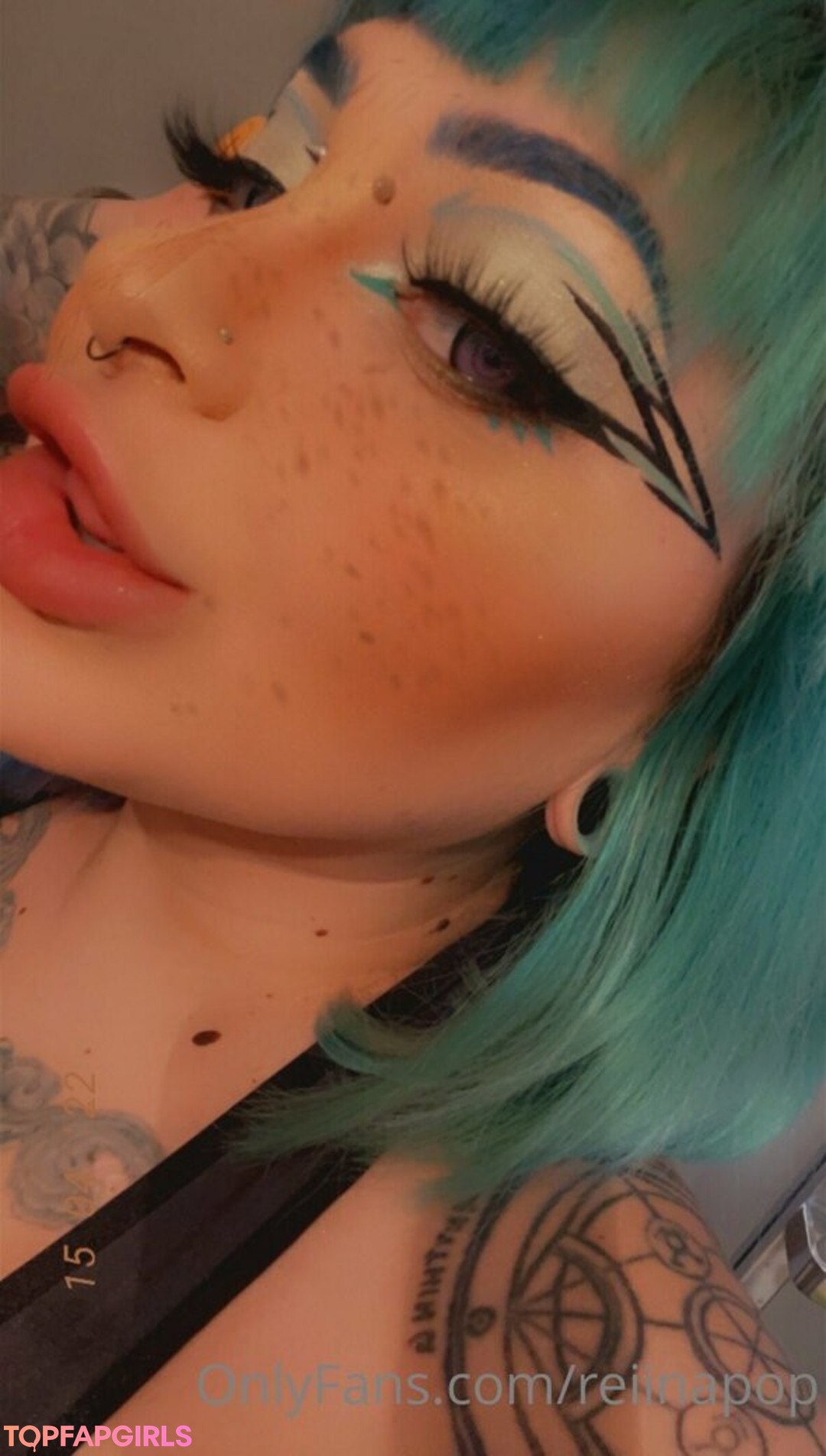 Foto desnuda filtrada de OnlyFans de Reiinapop #1126