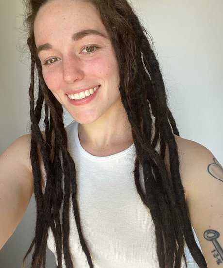 Foto desnuda filtrada de OnlyFans de Skye Sharp