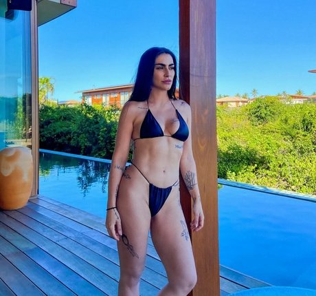 Cleo Pires