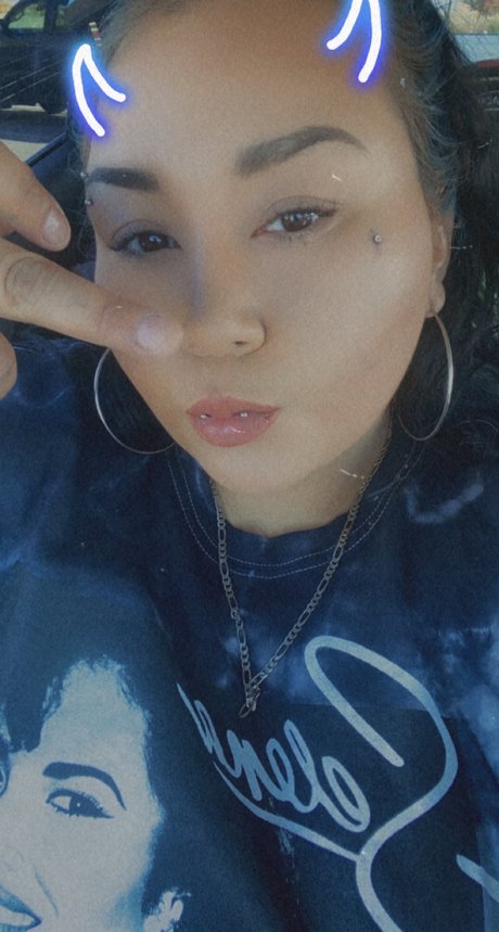 Queenvee93