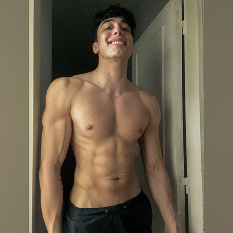 Foto desnuda filtrada de OnlyFans de Javier Leiv 