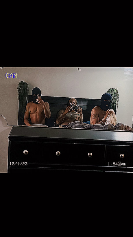 Foto desnuda filtrada de OnlyFans de Demon Time X 3