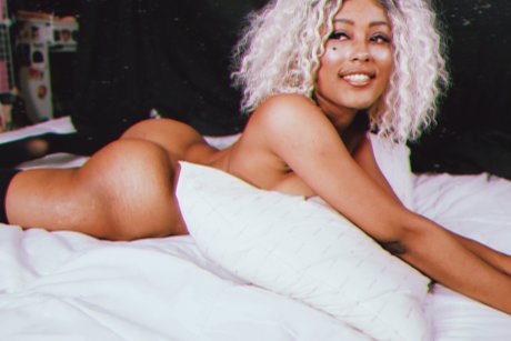 Queeniiebabe