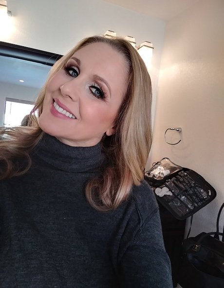 Foto desnuda filtrada de OnlyFans de Julia Ann